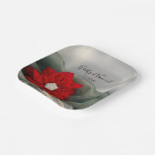 Red Poinsettia und Perlen auf der Grünen Winterhoc Pappteller (Gewinkelt)