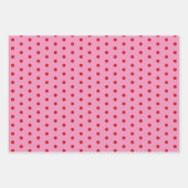 Red Polka Dots on Pink Geschenkpapier Set (Vorderseite)