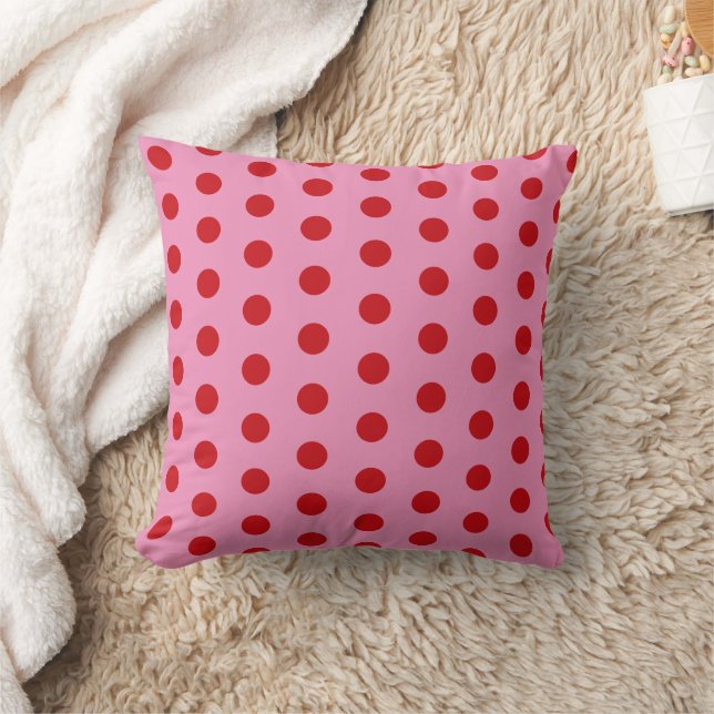 Red Polka Dots on Pink Kissen (Decke)