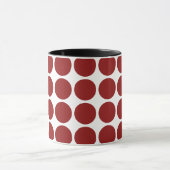Red Polka Dots on White Tasse (Zentrum)