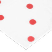 Red Polka Dots Tischtuch Tischdecke (Schrägansicht)