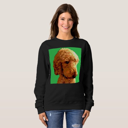 Red Poodle Green Sweatshirt (Vorne ganz)