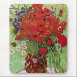 Red Poppies and Daisies von Vincent van Gogh Mousepad<br><div class="desc">Still Life: Red Poppies and Daisies von Vincent van Gogh ist ein Vintager Kunst Post-Impressionismus noch Leben Blumenmalerei. Ein wunderschönes Bouquet mit Mohn-Blume und Blume aus weißem Mohn, die in einer dekorativen Vase frisch aus dem Garten stammen. Über den Künstler: Vincent Willem van Gogh (1853-1890) war einer der berühmtesten postimpressionistischen...</div>