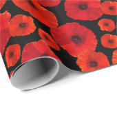 Red Poppies auf dem Gemusterten Schwarzen Geburtst Geschenkpapier (Rolleneckpunkt)