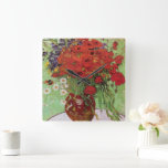 Red Poppies und Daisies von Vincent Van Gogh Quadratische Wanduhr<br><div class="desc">Rote Pflaumen und Daisies. Gemalt von Vincent Van Gogh im Jahr 1890. Dieses Bild ist öffentlich zugänglich.</div>