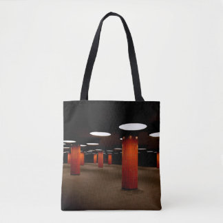 RED POST UNTER CEILLICHT AM NACHT TASCHE