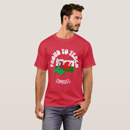 Red PROUD, um CYMRAEG Welsh Language Teacher zu un T-Shirt (Vorne ganz)