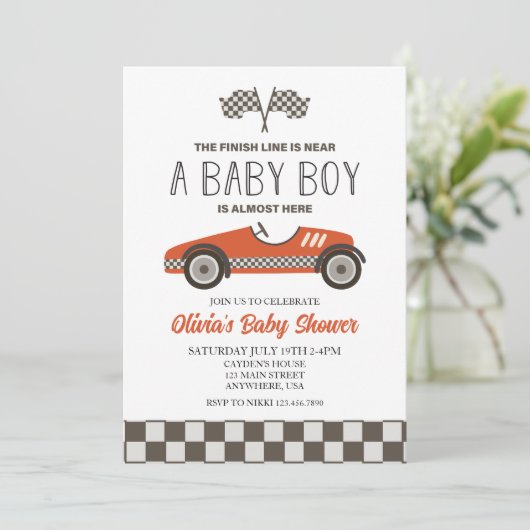 Red Race Car Baby Dusche Einladung (Stehend Vorderseite)