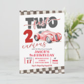 Red Racing Car Zwei Fast Zwei Neuartiger 2. Geburt Einladung (Stehend Vorderseite)