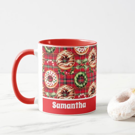 Red Retro Christmas Donuts Red Tartan Kariert Tasse (Mit Donut)