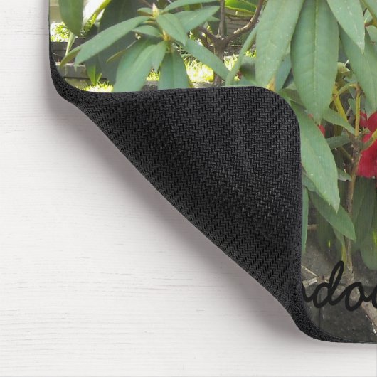 Red Rhododendrons Mousepad (Ecke)