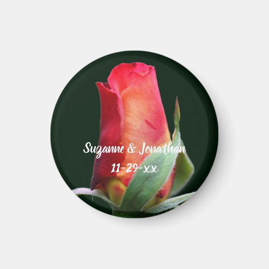 Red Rosebud Flower Personalized Wedding Magnet (Vorne)
