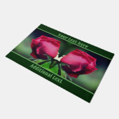 Red Rosenknospe Bending Blume Personalisiert Fußmatte (Schrägansicht)