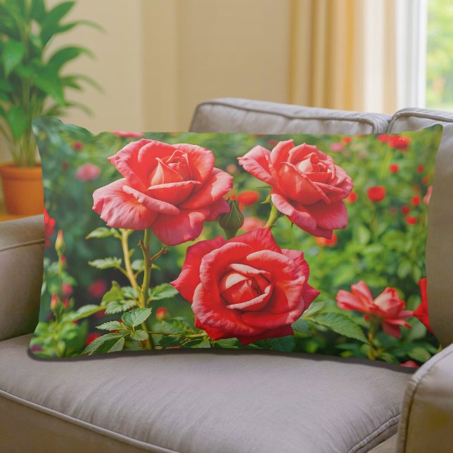 Red Roses Lumbar Pillow Lendenkissen (Lumbar pillow with red roses)