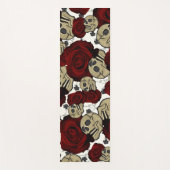 Red Roses & Skulls Black Floral Gothic White Yogamatte (Vorderseite)