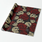 Red Roses & Skulls Grey Black Floral Gothic Geschenkpapier (Ungerollt)