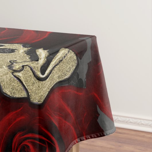 Red Roses & Skulls Grey Black Floral Gothic Tischdecke (Beispiel)