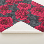 Red roses with gray leaves on black sherpadecke (3/4)