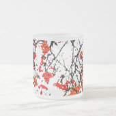 Red rowan fruit or ash berries mattglastasse (Mittel)