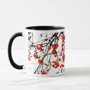 Red rowan fruit or ash berries tasse