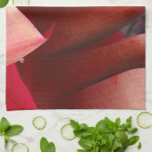 Red Ruffles Handtuch (Gefaltet)