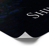 Red Sacred Bridge über einem Fluss bei Night Japan Poster (Ecke)