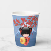 Red Sakura Kokeshi Doll - Niedlich Geisha Girl Pappbecher (Rückseite)