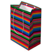 Red Serape Saltillo traditional mexican blanket Le Mittlere Geschenktüte (Rückseite Schrägansicht)