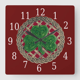 Red Shamrock And Celtic Knots Square Clock Quadratische Wanduhr