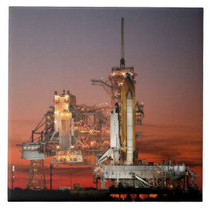 Red Sky for Space Shuttle Atlantis Start Fliese