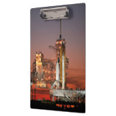 Red Sky for Space Shuttle Atlantis Start Klemmbrett (Links)