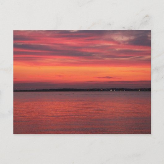 Red Sky Sunset über der Bucht Postkarte (Vorderseite)