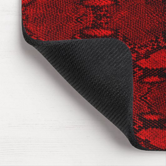 Red Snake Skin Print 2 Mousepad (Ecke)