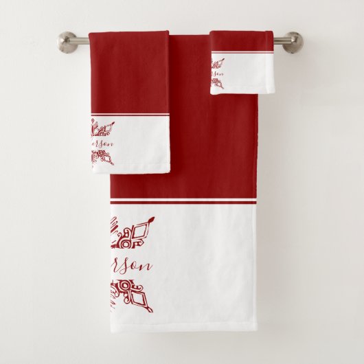 Red snowflake personalized bath towel set (Insitu)