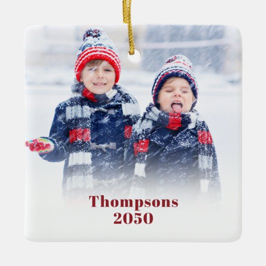 Red Snowflake Photo Custom Red Snowflake Keramikornament (Vorderseite)