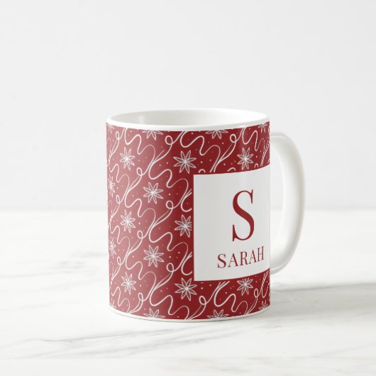 Red Snowflake Swirl Monogram Name Kaffeetasse (VorderseiteRechts)