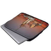 Red Space Shuttle Spaceship Atlantis auf Launch Pa Laptopschutzhülle (Vorne Knopf)