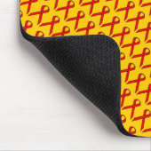 Red Standard Ribbon von Kenneth Yoncich Mousepad (Ecke)