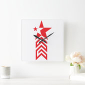 Red Star with Chevron Arrows Quadratische Wanduhr (Zuhause)