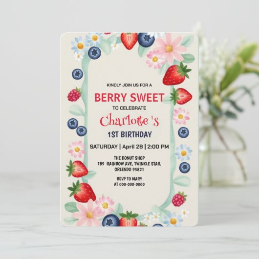 RED Strawberry 1. Geburtstag Party Einladung (Stehend Vorderseite)
