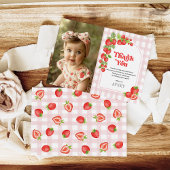 Red Strawberry Berry First Birthday Foto Dankeskarte