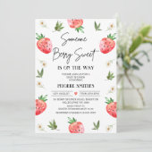 Red Strawberry Jemand Berry Sweet Baby Shower Einladung (Stehend Vorderseite)