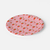 Red Strawberry Pattern Pink Party Pappteller (Schrägansicht)