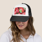 Red Sweet Strawberries Truckerkappe (Beispiel)