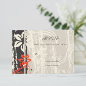 Red Swirl Wedding RSVP in Schwarz (Stehend Vorderseite)
