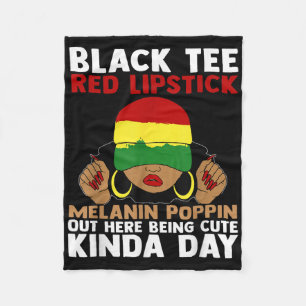 Red T-Shirt Lipstick Melanin Poppin Hier bei Fleecedecke