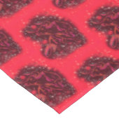 Red Tableclout mit Running Bull in der frühen Nach Tischdecke (Schrägansicht)