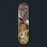 RED TAED HAWK SKATEBOARD<br><div class="desc">Ein Kunstdesign des Kopfes eines schönen roten Schwanzfalken.</div>