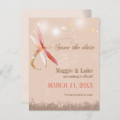 Red & Tan Dragonfly Hochzeit Sichern Sie das Datum Ankündigungspostkarte (Vorne/Hinten)