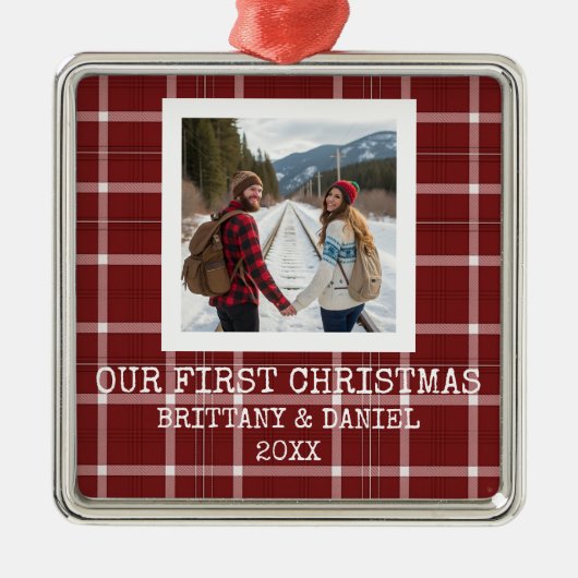 Red Tartan Our First Christmas Ornament Aus Metall (Vorne)